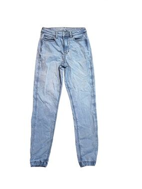 American Eagle Outfitters Mom Jogger Jeans soft Knit Light Wash Size 4 Long